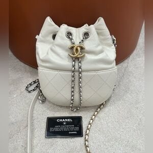 2018 CHANEL Gabrielle bucket bag